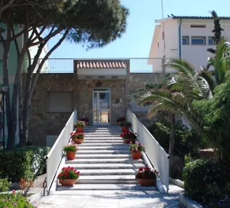 Santa Teresa *